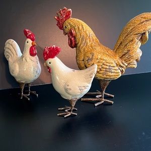 IMAX Quinn roosters of distressed crackle ceramic on metal feet-NWT-w/noted flaw